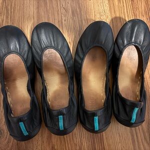 Women’s Tieks Black Leather Flats size 8